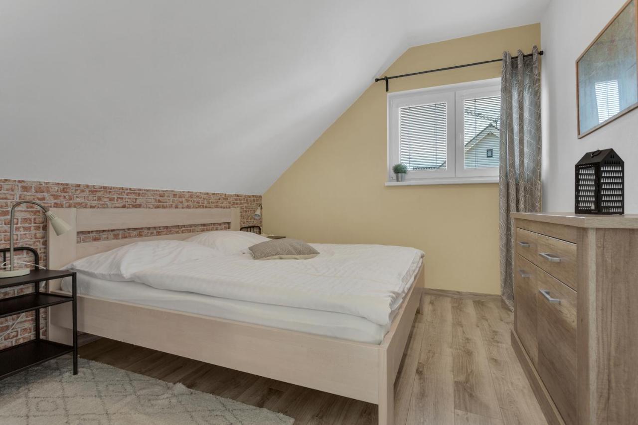 Family Apartments Klinovec Loučná pod Klínovcem Bagian luar foto