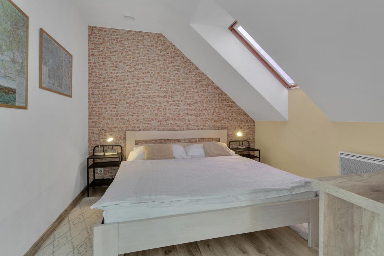 Family Apartments Klinovec Loučná pod Klínovcem Bagian luar foto