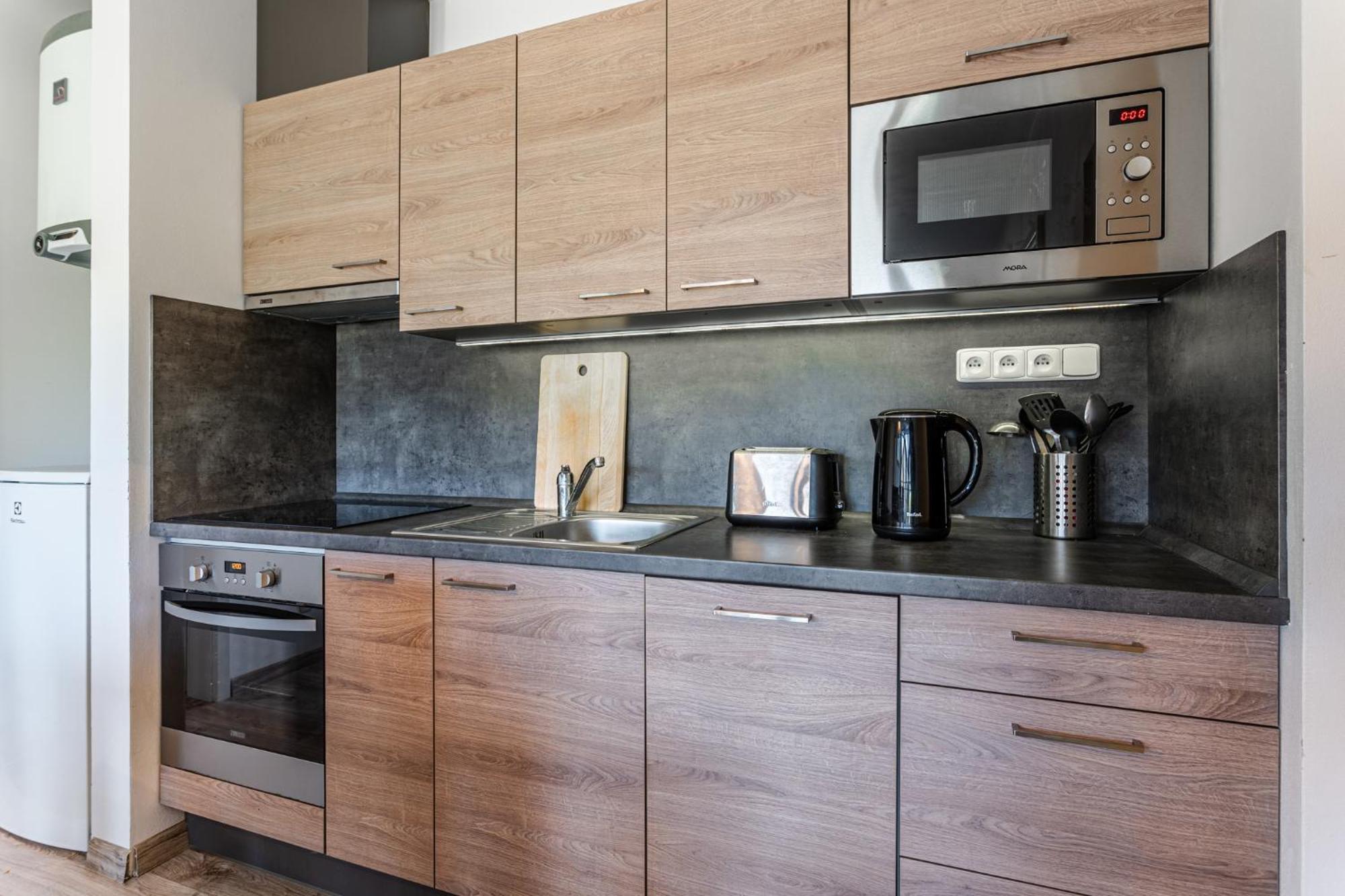 Family Apartments Klinovec Loučná pod Klínovcem Ruang foto